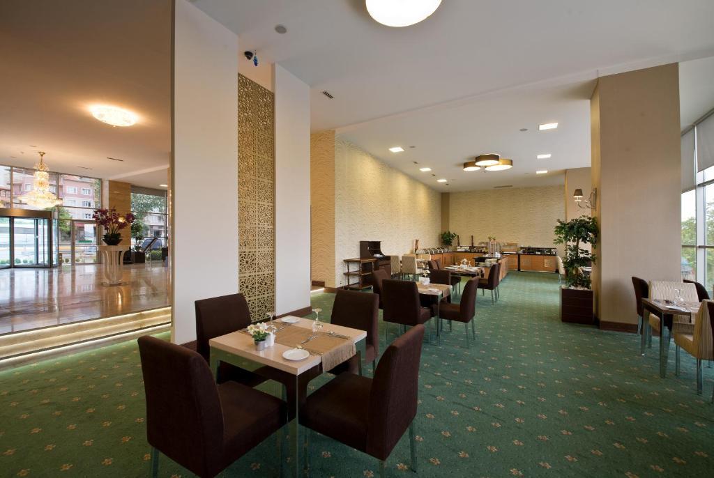 North Point Hotel 代尼兹利 外观 照片