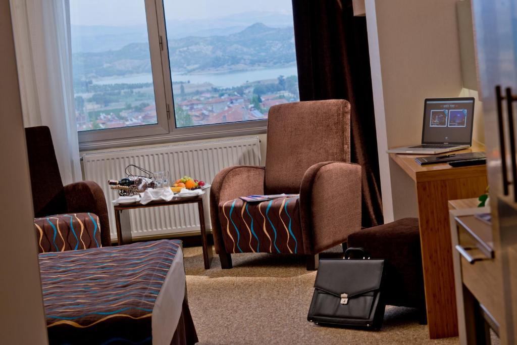North Point Hotel 代尼兹利 外观 照片