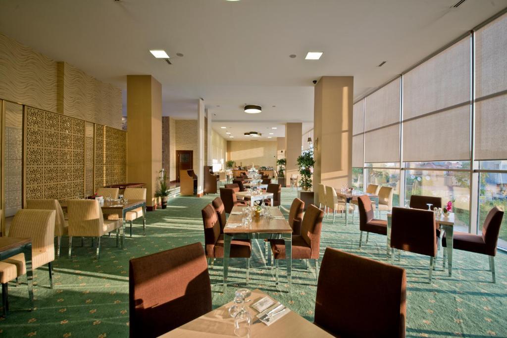 North Point Hotel 代尼兹利 外观 照片