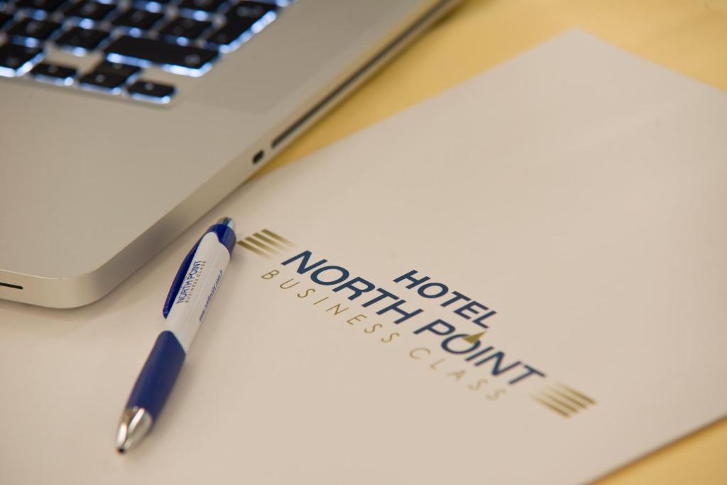 North Point Hotel 代尼兹利 外观 照片