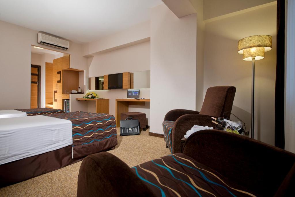 North Point Hotel 代尼兹利 客房 照片